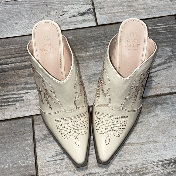 Oasis Shoes - Women’s Ivory Snip toe cowboy boot slip on shoe Slip on Mule with heel